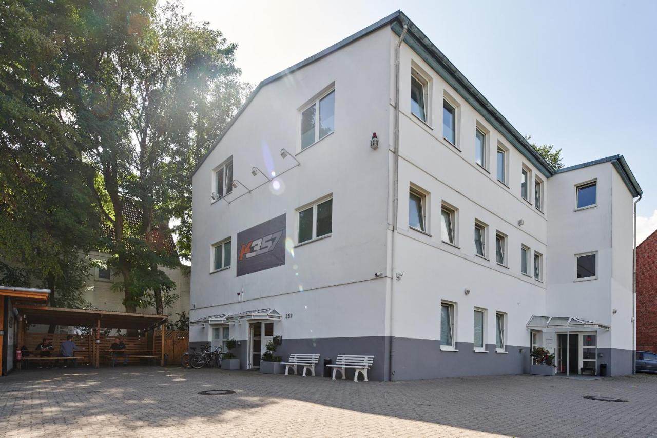Vierbettzimmer mit Gemeinschaftsbad